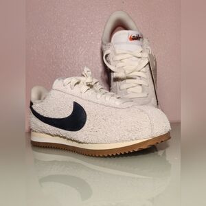 Nike Cortez Vintage Women's Shoes